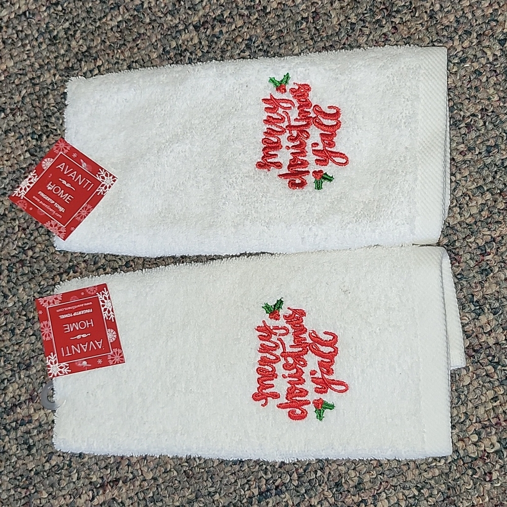 Avanti finger tip towel "Merry Christmas Ya'll set if 2 NWT